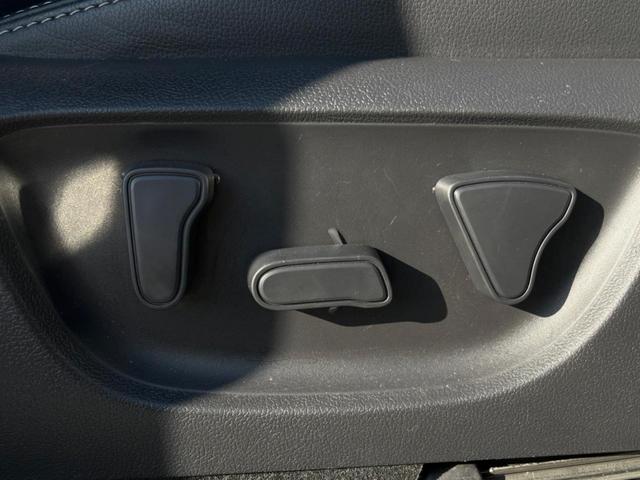 ヤリスクロス ハイブリッドZ 純正8型ナビ 全周囲カメラ 衝突被害軽減装置 レーダークルーズ 禁煙車 ドラレコ コーナーセンサー LEDヘッド ETC 純正18インチアルミ オートライト 前席シートヒーター ステアリングヒーター(9枚目)