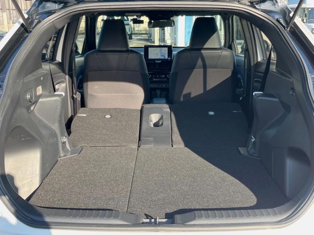 ヤリスクロス ハイブリッドZ 純正8型ナビ 全周囲カメラ 衝突被害軽減装置 レーダークルーズ 禁煙車 ドラレコ コーナーセンサー LEDヘッド ETC 純正18インチアルミ オートライト 前席シートヒーター ステアリングヒーター(13枚目)