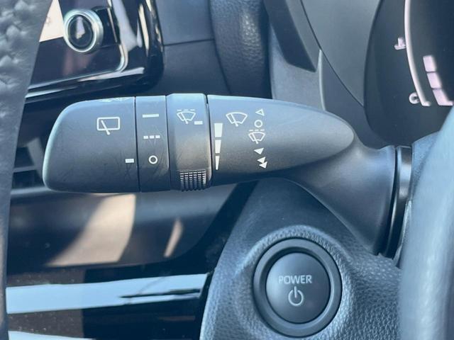 ヤリスクロス ハイブリッドZ 純正8型ナビ 全周囲カメラ 衝突被害軽減装置 レーダークルーズ 禁煙車 ドラレコ コーナーセンサー LEDヘッド ETC 純正18インチアルミ オートライト 前席シートヒーター ステアリングヒーター(24枚目)