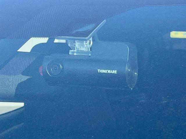 ヤリスクロス ハイブリッドZ 純正8型ナビ 全周囲カメラ 衝突被害軽減装置 レーダークルーズ 禁煙車 ドラレコ コーナーセンサー LEDヘッド ETC 純正18インチアルミ オートライト 前席シートヒーター ステアリングヒータ(6枚目)