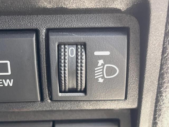 ヤリスクロス ハイブリッドZ 純正8型ナビ 全周囲カメラ 衝突被害軽減装置 レーダークルーズ 禁煙車 ドラレコ コーナーセンサー LEDヘッド ETC 純正18インチアルミ オートライト 前席シートヒーター ステアリングヒータ(43枚目)