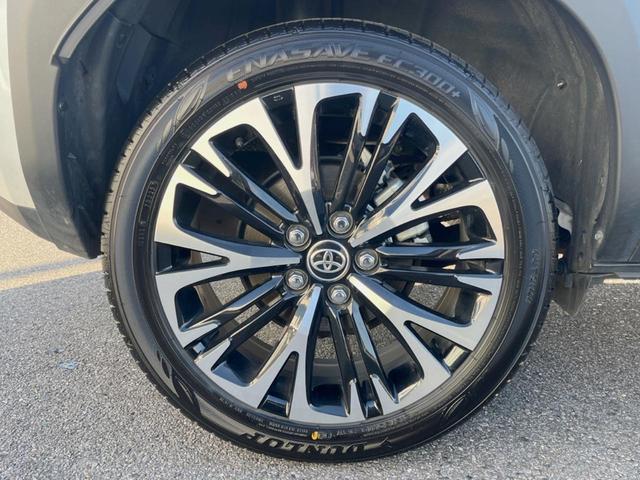 ヤリスクロス ハイブリッドZ 純正8型ナビ 全周囲カメラ 衝突被害軽減装置 レーダークルーズ 禁煙車 ドラレコ コーナーセンサー LEDヘッド ETC 純正18インチアルミ オートライト 前席シートヒーター ステアリングヒータ(47枚目)