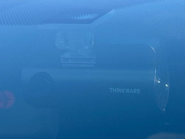 ヤリスクロス ハイブリッドZ 純正8型ナビ 全周囲カメラ 衝突被害軽減装置 レーダークルーズ 禁煙車 ドラレコ コーナーセンサー LEDヘッド ETC 純正18インチアルミ オートライト 前席シートヒーター ステアリングヒーター(6枚目)