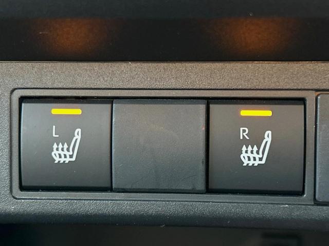 ヤリスクロス ハイブリッドZ 純正8型ナビ 全周囲カメラ 衝突被害軽減装置 レーダークルーズ 禁煙車 ドラレコ コーナーセンサー LEDヘッド ETC 純正18インチアルミ オートライト 前席シートヒーター ステアリングヒーター(7枚目)