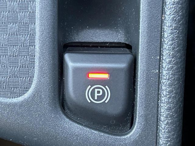 ヤリスクロス ハイブリッドZ 純正8型ナビ 全周囲カメラ 衝突被害軽減装置 レーダークルーズ 禁煙車 ドラレコ コーナーセンサー LEDヘッド ETC 純正18インチアルミ オートライト 前席シートヒーター ステアリングヒーター(37枚目)