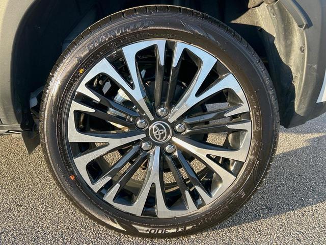 ヤリスクロス ハイブリッドZ 純正8型ナビ 全周囲カメラ 衝突被害軽減装置 レーダークルーズ 禁煙車 ドラレコ コーナーセンサー LEDヘッド ETC 純正18インチアルミ オートライト 前席シートヒーター ステアリングヒーター(52枚目)