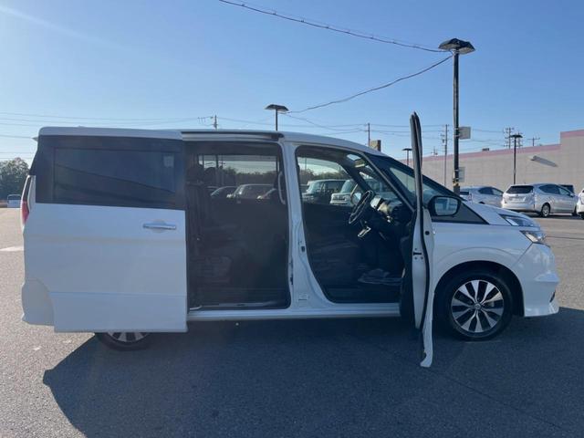 セレナ ハイウェイスター　ＶセレクションＩＩ　両側電動ドア　プロパイロット　後席モニター　全周囲カメラ　衝突被害軽減システム　　禁煙車　ドラレコ　スマートキー　ＬＥＤヘッド　ＥＴＣ　純正１６インチアルミ　オートライト　オートエアコン（50枚目）