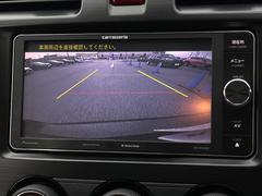 【バックカメラ】駐車時に後方がリアルタイム映像で確認できます。大型商業施設や立体駐車場での駐車時や、夜間のバック時に大活躍！運転スキルに関わらず、今や必須となった装備のひとつです！ 4