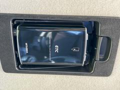 【ＥＴＣ】高速道路の料金所をストレスなく通過！話題のスポットやサービスエリアに多い「スマートIntercooler」利用時は必須のアイテムです。当店でセットアップを実施、ご納車当日からすぐにご利用いただけます！ 6