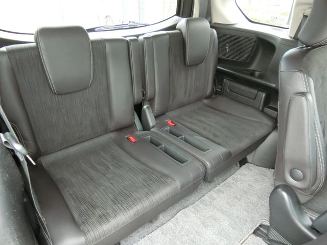 フリードハイブリッド ハイブリッド プレミアムエディション プレミア故障保証ゴールド1年付 両側パワースライドドア 純正ナビ フルセグ BT Bカメラ 純正FDモニター ハーフレザーシート 革巻ステアリング スマートキー2個 ETC HIDヘッドライト(39枚目)