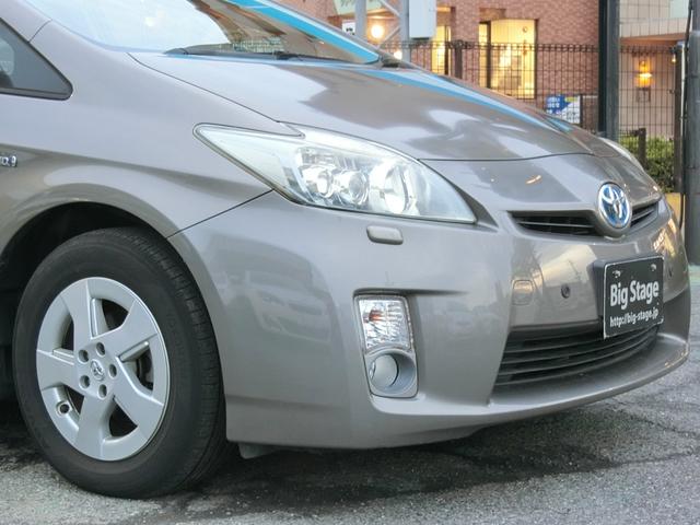 プリウス S LEDエディション LEDヘッドライト クルーズコントロール 踏み間違い抑制装置 ストラーダナビ ETC Bカメラ 純正15AW オートライト スマートキー2個(5枚目)