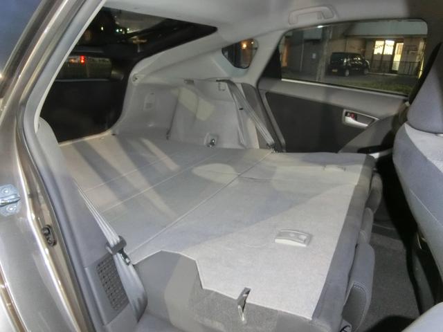 プリウス S LEDエディション LEDヘッドライト クルーズコントロール 踏み間違い抑制装置 ストラーダナビ ETC Bカメラ 純正15AW オートライト スマートキー2個(34枚目)