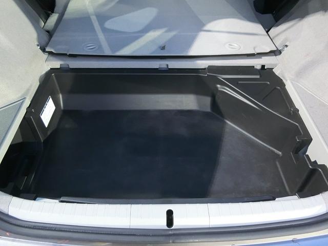 プリウス S LEDエディション LEDヘッドライト クルーズコントロール 踏み間違い抑制装置 ストラーダナビ ETC Bカメラ 純正15AW オートライト スマートキー2個(38枚目)