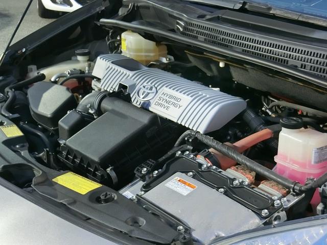 プリウス S LEDエディション LEDヘッドライト クルーズコントロール 踏み間違い抑制装置 ストラーダナビ ETC Bカメラ 純正15AW オートライト スマートキー2個(44枚目)