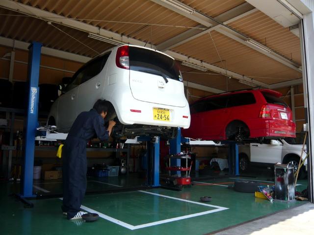 プリウス S LEDエディション LEDヘッドライト クルーズコントロール 踏み間違い抑制装置 ストラーダナビ ETC Bカメラ 純正15AW オートライト スマートキー2個(62枚目)