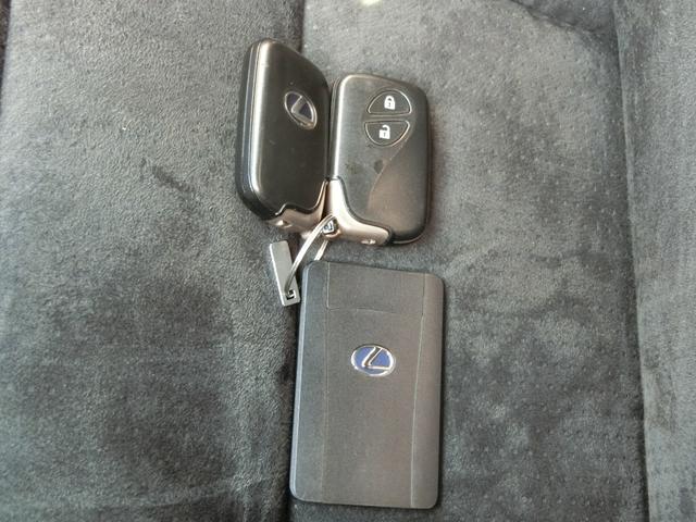 CT CT200h Fスポーツ 純正HDDナビ フルセグ Bカメラ クルーズコントロールパドルシフト 革巻ステアリング 前席左右シートヒーター 純正17インチアルミ スマートキー2個 カードキー(51枚目)