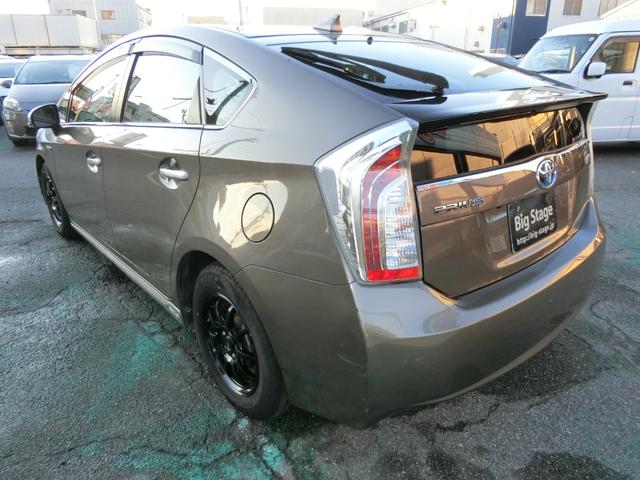 プリウス Ｓマイコーデ　プレミア故障保証ゴールドプラン１年　ストラーダナビ　ＢＴ　フルセグ　ＤＶＤ再生　Ｂカメラ　ＨＩＤ　オートライト　ＥＴＣ　社外ドライブレコーダー　合皮コンビシート　スマートキー２個　社外１５ＡＷ（14枚目）