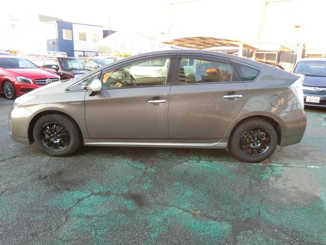 プリウス Ｓマイコーデ　プレミア故障保証ゴールドプラン１年　ストラーダナビ　ＢＴ　フルセグ　ＤＶＤ再生　Ｂカメラ　ＨＩＤ　オートライト　ＥＴＣ　社外ドライブレコーダー　合皮コンビシート　スマートキー２個　社外１５ＡＷ（15枚目）