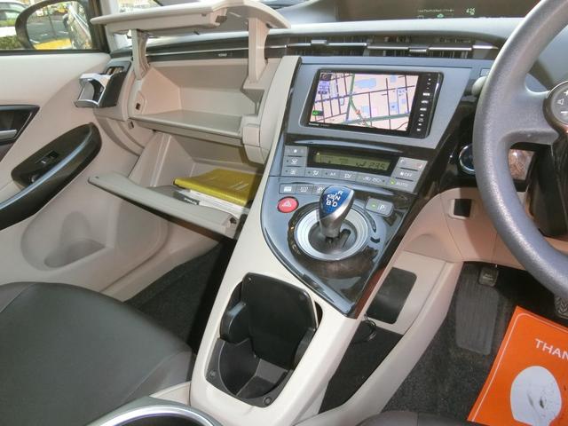 プリウス Ｓマイコーデ　プレミア故障保証ゴールドプラン１年　ストラーダナビ　ＢＴ　フルセグ　ＤＶＤ再生　Ｂカメラ　ＨＩＤ　オートライト　ＥＴＣ　社外ドライブレコーダー　合皮コンビシート　スマートキー２個　社外１５ＡＷ（27枚目）