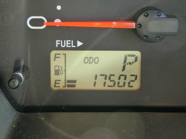 ハイゼットカーゴ スペシャル　プレミア故障保証ゴールドプラン１年　走行１７５０４Ｋｍ　ＷエアＢ　両側スライドドア　ノボル電機車載用拡声装置　ＳＤプレーヤー搭載アンプ　レベライザー付きヘッドライト　前席左右パワーウインドウ（2枚目）