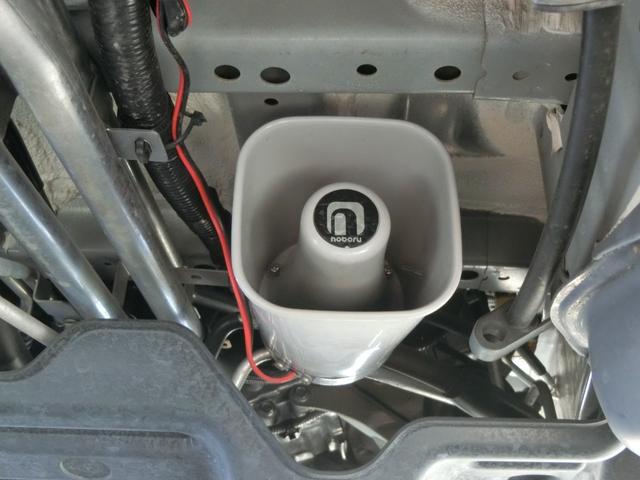 ハイゼットカーゴ スペシャル　プレミア故障保証ゴールドプラン１年　走行１７５０４Ｋｍ　ＷエアＢ　両側スライドドア　ノボル電機車載用拡声装置　ＳＤプレーヤー搭載アンプ　レベライザー付きヘッドライト　前席左右パワーウインドウ（21枚目）