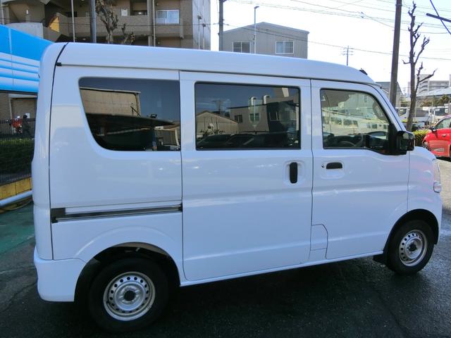 エブリイ ＰＡリミテッド　セーフティサポート装着車　プレミア保証ゴールド１年　デュアルカメラブレーキサポート　ＥＳＰ（車輌走行安定補助システム）パーキングセンサー　オーバーヘッドコンソール　前席左右ＰＷ　キーレス＋スペアキー（13枚目）