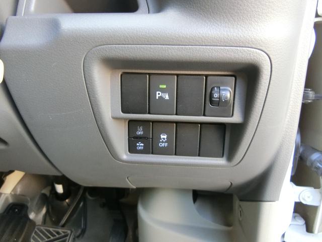 エブリイ ＰＡリミテッド　セーフティサポート装着車　プレミア保証ゴールド１年　デュアルカメラブレーキサポート　ＥＳＰ（車輌走行安定補助システム）パーキングセンサー　オーバーヘッドコンソール　前席左右ＰＷ　キーレス＋スペアキー（22枚目）