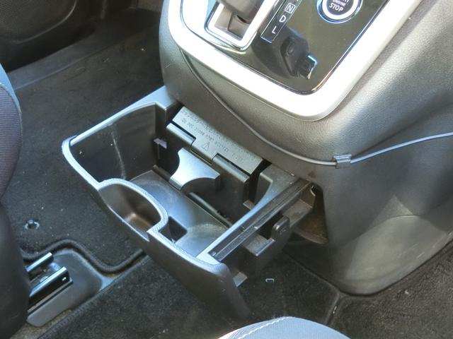 セレナ ハイウェイスター Vセレクション プレミアプラチナ2年 Wパワースライドドア カロッエリア8インチナビ フルセグ BT DVD アラウンドビューモニター カロッツェリアFDモニター LEDヘッド&フォグ クルコン 社外ドラレコ ETC(34枚目)