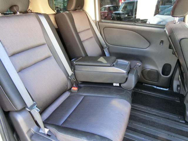 セレナ ハイウェイスター Vセレクション プレミアプラチナ2年 Wパワースライドドア カロッエリア8インチナビ フルセグ BT DVD アラウンドビューモニター カロッツェリアFDモニター LEDヘッド&フォグ クルコン 社外ドラレコ ETC(42枚目)