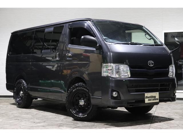 ハイエースバン ロングスーパーＧＬ　３型モデル４ＷＤ・ディーゼル・ＨＩＤヘッド・デイトナ１６ＡＷ・グッドリッチ・サントレックスヒッチメンバ・小窓・ＬＥＤテール（7枚目）