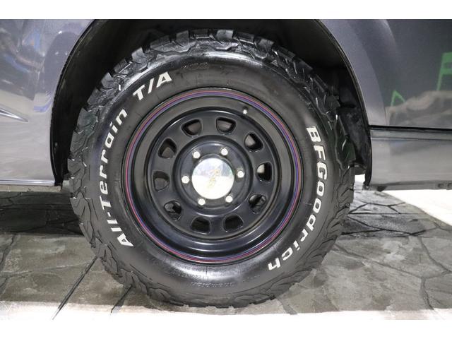 ハイエースバン ロングスーパーＧＬ　３型モデル４ＷＤ・ディーゼル・ＨＩＤヘッド・デイトナ１６ＡＷ・グッドリッチ・サントレックスヒッチメンバ・小窓・ＬＥＤテール（49枚目）