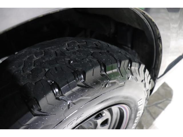ハイエースバン ロングスーパーＧＬ　３型モデル４ＷＤ・ディーゼル・ＨＩＤヘッド・デイトナ１６ＡＷ・グッドリッチ・サントレックスヒッチメンバ・小窓・ＬＥＤテール（50枚目）