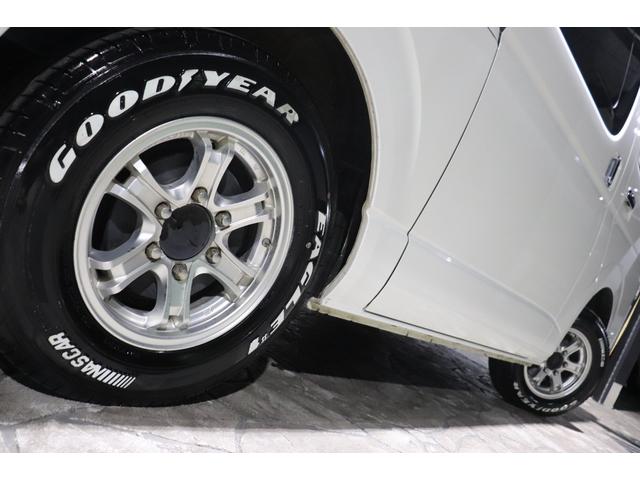ハイエースバン ロングスーパーＧＬ　５型モデル４ＷＤ・ディーゼル・純正ＳＤナビ・フルセグブルーツース・バックカメラ・ＥＴＣ・ＬＥＤヘッドライト・ＴＳＳ・ＬＤＡ・ＡＨＢ・左側面軽損修復・ミラー型ドライブレコーダ・ＡＣ１００Ｖ・小窓（14枚目）