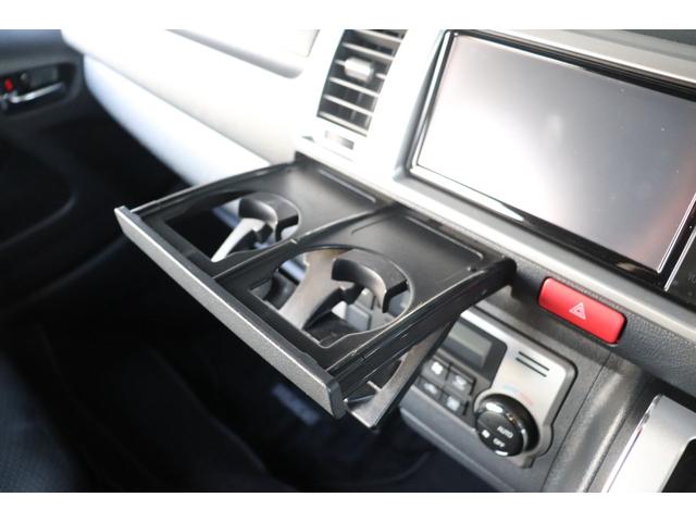 ハイエースバン ロングスーパーＧＬ　５型モデル４ＷＤ・ディーゼル・純正ＳＤナビ・フルセグブルーツース・バックカメラ・ＥＴＣ・ＬＥＤヘッドライト・ＴＳＳ・ＬＤＡ・ＡＨＢ・左側面軽損修復・ミラー型ドライブレコーダ・ＡＣ１００Ｖ・小窓（32枚目）