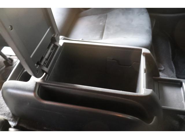 ハイエースバン ロングスーパーＧＬ　５型モデル４ＷＤ・ディーゼル・純正ＳＤナビ・フルセグブルーツース・バックカメラ・ＥＴＣ・ＬＥＤヘッドライト・ＴＳＳ・ＬＤＡ・ＡＨＢ・左側面軽損修復・ミラー型ドライブレコーダ・ＡＣ１００Ｖ・小窓（37枚目）