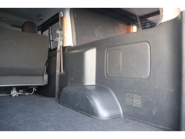 ハイエースバン ロングスーパーＧＬ　５型モデル４ＷＤ・ディーゼル・純正ＳＤナビ・フルセグブルーツース・バックカメラ・ＥＴＣ・ＬＥＤヘッドライト・ＴＳＳ・ＬＤＡ・ＡＨＢ・左側面軽損修復・ミラー型ドライブレコーダ・ＡＣ１００Ｖ・小窓（55枚目）