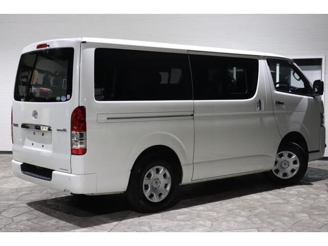 ハイエースバン ロングスーパーＧＬ　６型モデル・４ＷＤ・ＬＥＤヘッド・スマートキ・パノラミックビュモニタ・インテリジェントクリソナ・純正ＳＤナビ・ＥＴＣ・ドライブレコーダ・ＡＣ１００Ｖ・ＴＳＳ・ＬＤＡ・ＡＨＢ・ＰＣＳ・（12枚目）