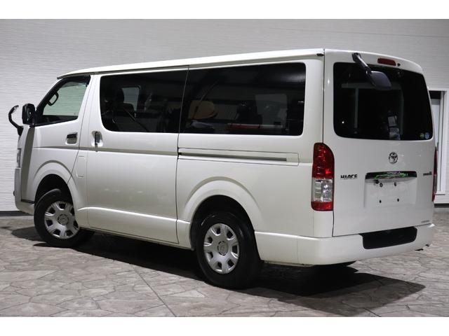 ハイエースバン ロングスーパーGL 6型モデル4WD・パナソニックSDナビ・フルセグブルーツース・バックカメラ・ETC車載機・ドライブレコーダ・TSS・PCS・AHB・LDA・アクセサリーコンセント100V・ステアリングスイッチ(10枚目)