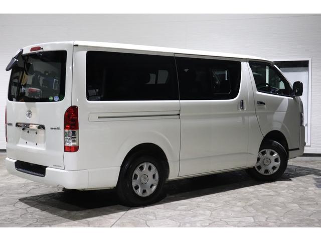 ハイエースバン ロングスーパーGL 6型モデル4WD・パナソニックSDナビ・フルセグブルーツース・バックカメラ・ETC車載機・ドライブレコーダ・TSS・PCS・AHB・LDA・アクセサリーコンセント100V・ステアリングスイッチ(13枚目)