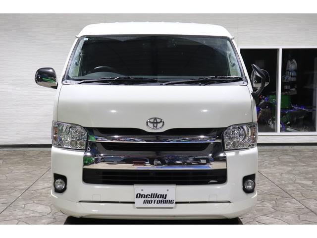 ハイエースバン ロングワイドスーパーGL 4型モデル・ミドルルーフワイド・8ナンバー2年車検・エセックスFリップ・フリップダウンモニタ・SDナビ・ETC・ドライブレコーダ・シートカバ・荷室床張り施工・ディーゼル・AC100V(6枚目)