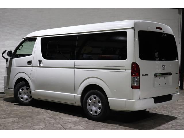 ハイエースバン ロングワイドスーパーGL 4型モデル・ミドルルーフワイド・8ナンバー2年車検・エセックスFリップ・フリップダウンモニタ・SDナビ・ETC・ドライブレコーダ・シートカバ・荷室床張り施工・ディーゼル・AC100V(10枚目)