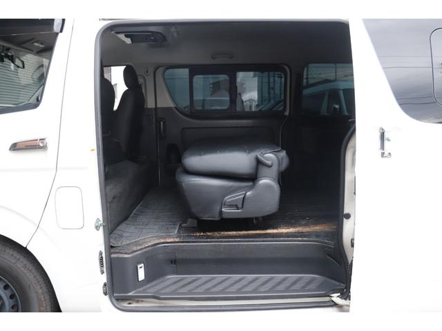 ハイエースバン ロングワイドスーパーGL 4型モデル・ミドルルーフワイド・8ナンバー2年車検・エセックスFリップ・フリップダウンモニタ・SDナビ・ETC・ドライブレコーダ・シートカバ・荷室床張り施工・ディーゼル・AC100V(41枚目)