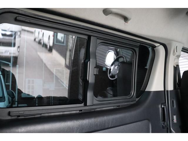 ハイエースバン ロングワイドスーパーGL 4型モデル・ミドルルーフワイド・8ナンバー2年車検・エセックスFリップ・フリップダウンモニタ・SDナビ・ETC・ドライブレコーダ・シートカバ・荷室床張り施工・ディーゼル・AC100V(44枚目)
