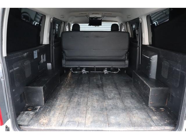 ハイエースバン ロングワイドスーパーGL 4型モデル・ミドルルーフワイド・8ナンバー2年車検・エセックスFリップ・フリップダウンモニタ・SDナビ・ETC・ドライブレコーダ・シートカバ・荷室床張り施工・ディーゼル・AC100V(46枚目)