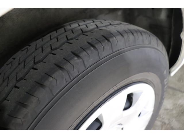 ハイエースバン ロングワイドスーパーGL 4型モデル・ミドルルーフワイド・8ナンバー2年車検・エセックスFリップ・フリップダウンモニタ・SDナビ・ETC・ドライブレコーダ・シートカバ・荷室床張り施工・ディーゼル・AC100V(53枚目)