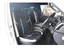 社外立体型シートカバーが装備されております。