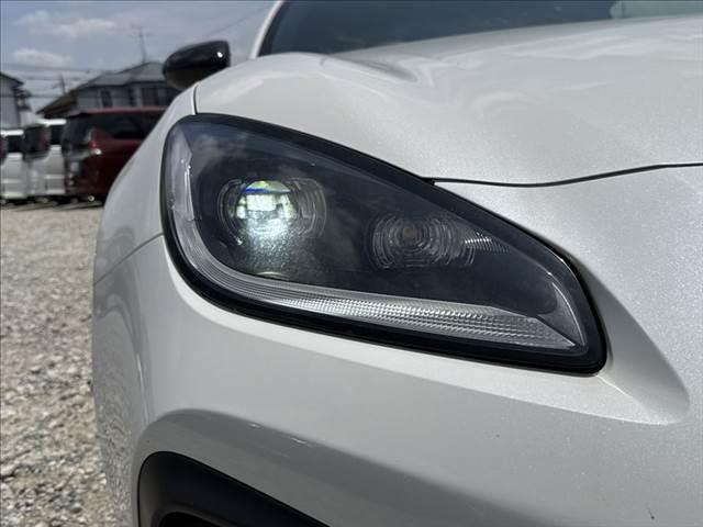 ＧＲ８６ ＲＺ　６速ＭＴ　メモリーナビ　フルセグテレビ　バックカメラ　ＥＴＣ　シートヒーター　Ｂｌｕｅｔｏｏｔｈ　ＬＥＤヘッドライト　スマートキー　ハーフレザーシート　クルーズコントロール　オートエアコン　禁煙車（30枚目）