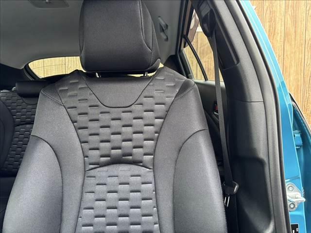 プリウスＰＨＶ Ｓナビパッケージ　純正１１．６インチナビ　トヨタセーフティセンス　ステアリングヒーター　禁煙車　シートヒーター　ＥＴＣ２．０　フルセグＴＶ　バックカメラ　スマートキー　Ｂｌｕｅｔｏｏｔｈ　レーダークルーズコントロール（67枚目）