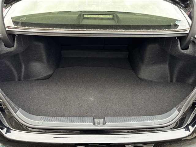 マークＸ ２５０Ｇ　Ｆｏｕｒ　純正ＳＤナビ　衝突軽減ブレーキ　バックカメラ　パワーシート　地デジＴＶ　Ｂｌｕｅｔｏｏｔｈ　禁煙車　ＨＩＤヘッドライト　スマートキー　クルーズコントロール　盗難防止装置　電動格納ミラー（9枚目）