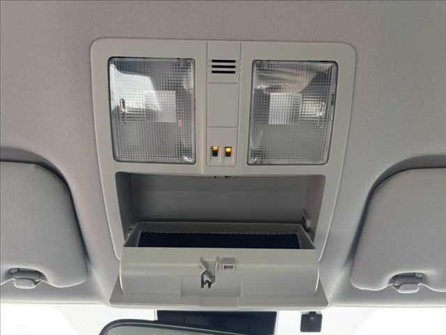 マークＸ ２５０Ｇ　Ｆｏｕｒ　純正ＳＤナビ　衝突軽減ブレーキ　バックカメラ　パワーシート　地デジＴＶ　Ｂｌｕｅｔｏｏｔｈ　禁煙車　ＨＩＤヘッドライト　スマートキー　クルーズコントロール　盗難防止装置　電動格納ミラー（50枚目）